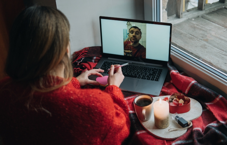 LDR Couple making efforts to have an exciting virtual date